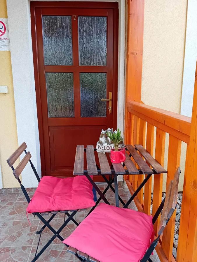 Fertőrákos Szentesi Panzio Bed & Breakfast エクステリア 写真